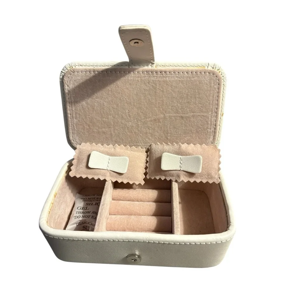 Limoges France Chamart Travel Jewelry‎ Box Holder Vintage Porcelain Tile Accent